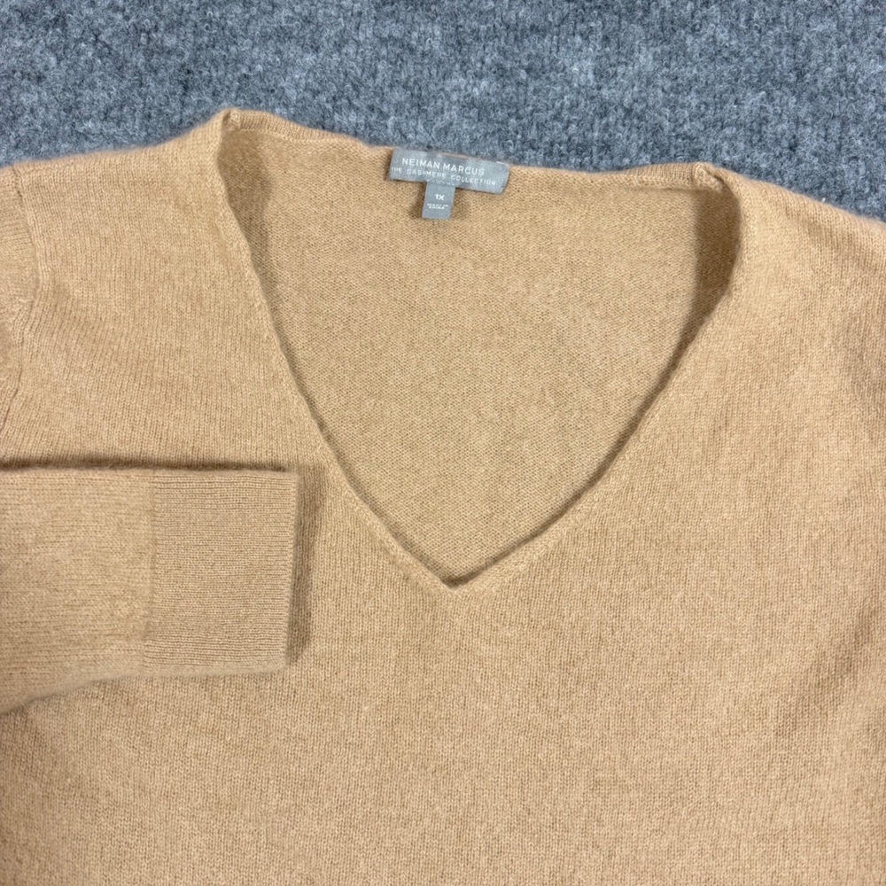 Neiman Marcus V-Neck Sweater Womens 1X Tan 100% Cashmere EUC